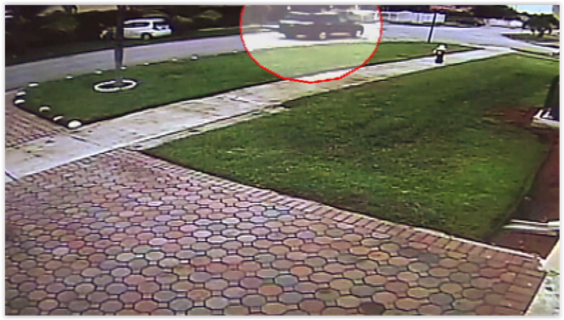 mujer choca en hialeah.PNG