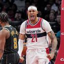 Porzingis atina 8 tiples; Wizards doblegan a Hornets
