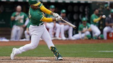 Atléticos derrotan a Medias Blancas con rally de 6 en la 5ta