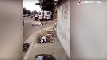 una ambulancia provoca un fatal accidente en la habana, cuba (advertencia fuertes imagenes)