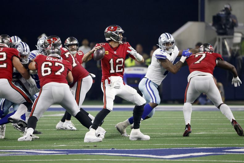 DEP-NFL BUCCANEERS-COWBOYS