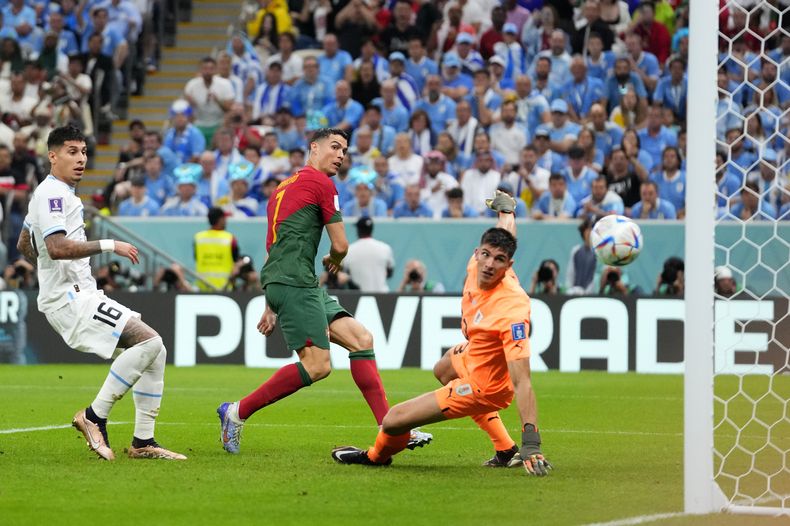 DEP-FUT MUNDIAL PORTUGAL-URUGUAY