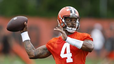 Watson entrena con los Browns ante riesgo de suspensión