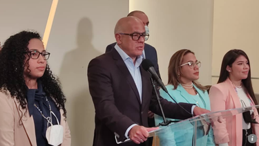 gobierno venezolano asegura que se mantiene en dialogo tras aclarar impasse con noruega