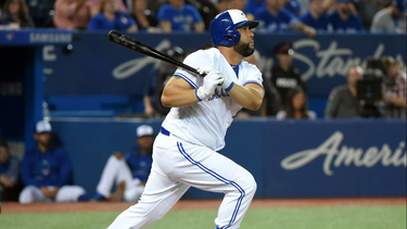 pelotero cubano kendrys morales  hace historia con tres jonrones y siete remolcadas