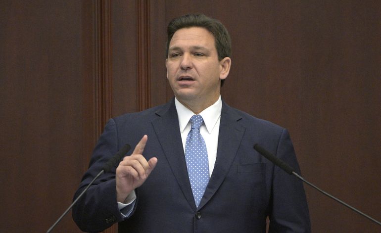 Gobernador de Florida choca con la FDA por tratamientos