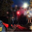 Policía de Brasil encuentra a nueve cubanos hacinados en un auto y detiene a conductor por tráfico de migrantes Policía de Brasil encuentra a nueve cubanos hacinados en un auto y detiene a conductor por tráfico de migrantes