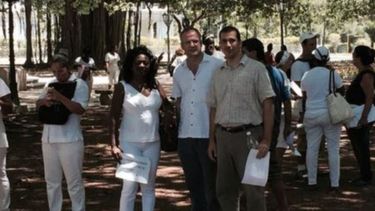 Diputado chileno Felipe Kast en La Habana junto a Berta Soler y Antonio Rodiles.