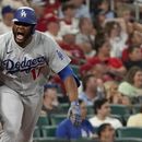 Dodgers remontan desventaja de 6 y vencen a Cardenales 7-6