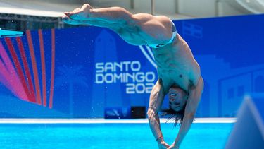 El mexicano Osmar Olvera compite en la final del trampolín de 1 metros de los clavados de los Juegos Centroamericanos y del Caribe, el jueves 30 de julio de 2026, en Santo Domingo. (AP Foto/Fernando Vergara)