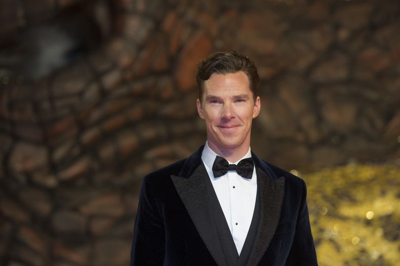 ARCHIVO - Foto de archivo, 9 de diciembre de 2013, del actor brit&aacute;nico Benedict Cumberbatach en un estreno en Londres. El astro de "Sherlock" anunci&oacute; el mi&eacute;rcoles 5 de noviembre de 2014 su compromiso matrimonial con la direc