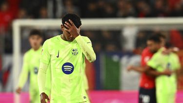 Lamine Yamal del Barcelona reacciona al final del encuentro de la liga española ante el Osasuna el sábado 28 de septiembre del 2024. (AP Foto/Miguel Oses)