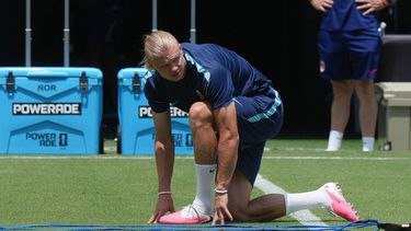 El delantero noruego Erling Haaland durante un entrenamiento con miras al partido contra Inglaterra en los cuartos de final del Mundial, el viernes 10 de julio de 2026, en Fort Lauderdale, Florida. (AP Foto/Marta Lavandier)