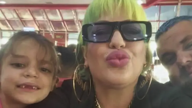 La Diosa de Cuba, su esposo y su hija a punto de aterrizar en Miami gracias al programa de Parole 