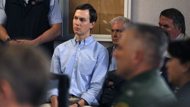 Miller vs. Kushner: Dos visiones de EEUU sobre inmigración