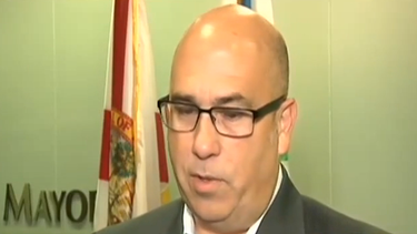 Renuncia el Vice-Alcalde de Miami Dade Genaro Chip Iglesias.