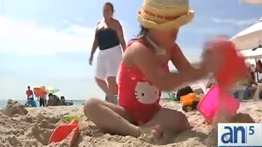 Niños con problemas respiratorios visitan la playa