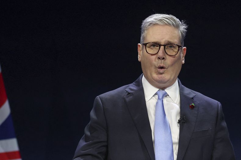 El primer ministro británico Keir Starmer en la asamblea general de Interpol en Glasgow, Escocia, el 4 de noviembre del 2024. (Russell Cheyne/Pool Photo via AP)