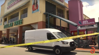 miami: agentes buscan a hombre acusado de robar un camion