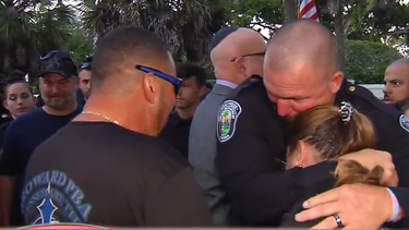 policia baleado mortalmente en hollywood es recordado por familiares, colegas y amigos 