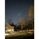 ARCHIVO - Esta foto, proporcionada por Brian Glenn, muestra lo que parecen ser múltiples drones sobrevolando Bernardsville, Nueva Jersey, el jueves 5 de diciembre de 2024 (Brian Glenn/TMX vía AP, Archivo).