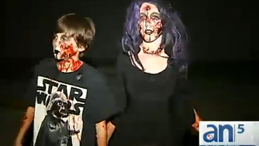 americateve | Cada año la Casa del Horror ubicada en el Internacional Mall abre sus puertas durante estas fechas para aterrorizar a quienes se acerquen a visitarla.