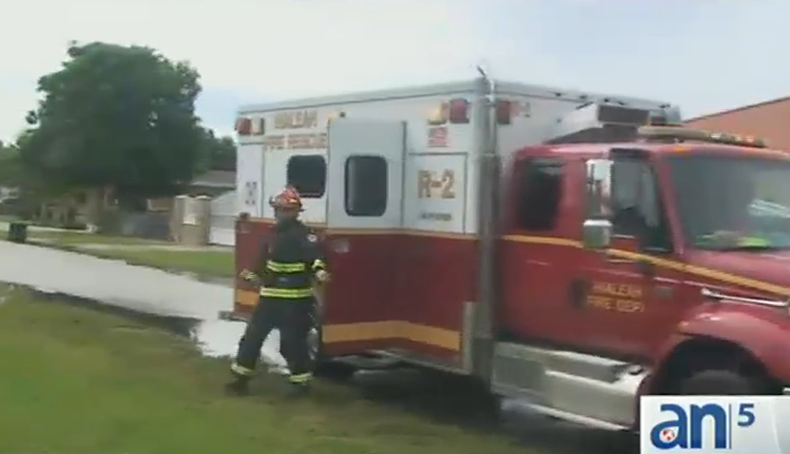 La caída de un cable de alta tensión dejó sin electricidad a un vecindario del oeste de Hialeah. Este es el último incidente ya que la semana pasada hubo una fuga de gas en el mismo lugar.