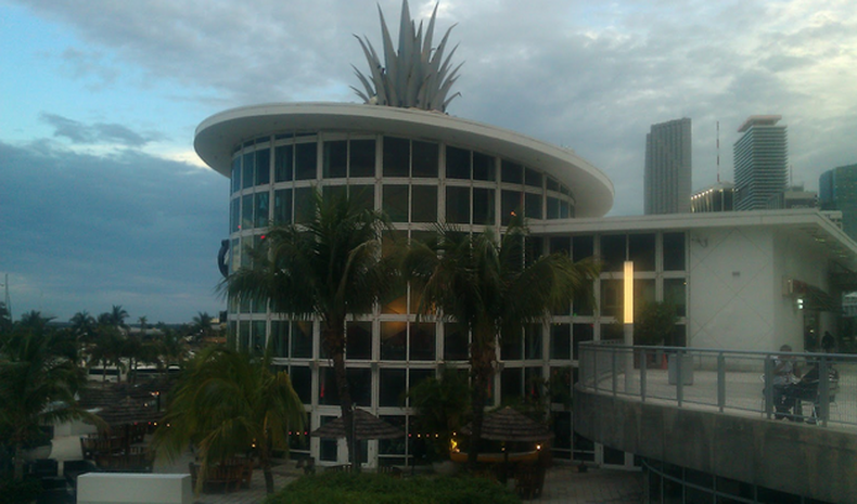 Bongos, el restaurante de Gloria Estefan cerrará en el  AmericanAirlines Arena cierra en 28 de junio.