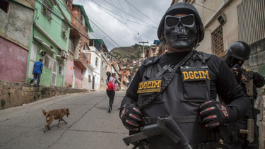 otro dia de enfrentamientos armados en caracas: bandas criminales atacaron una sede de la guardia nacional bolivariana