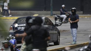 confirmaron otro muerto por un disparo en la cabeza durante la represion en venezuela