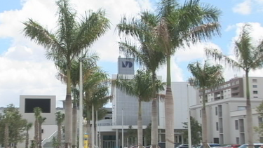 miami dade college crea un programa para mejorar el ingles de los comerciantes