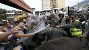 Corte Suprema venezolana anula sentencias contra el Congreso