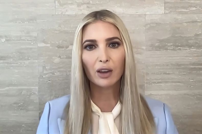 ARCHIVO - En esta imagen de un video difundida por la Comisión de la Cámara de Representantes, Ivanka Trump declara ante una comisión que investiga el ataque del 6 de enero de 2021 al Capitolio, en una audiencia el 16 de enero de 2022 en el Capitolio en Washington. Ivanka Trump deberá declarar como testigo en el juicio civil por fraude contra su padre, sus hermanos y la empresa familiar, sentenció un juez el viernes 27 de octubre de 2023. (House Select Committee via AP)