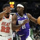 Giannis se marcha temprano por lesión pero Bucks arrollan