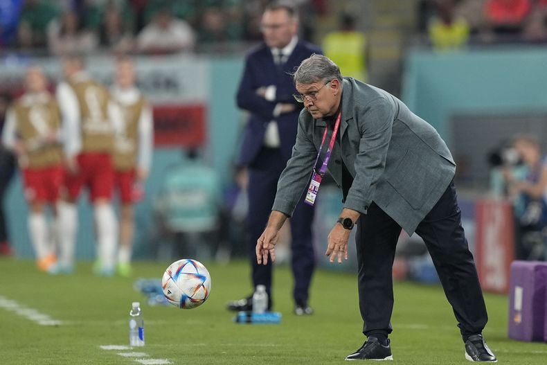 DEP-FUT MUNDIAL MÉXICO-DEBUTANTES