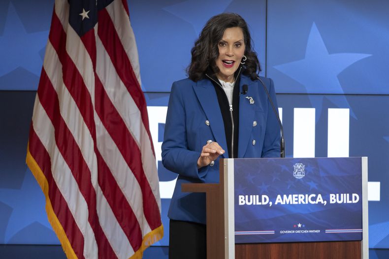 La gobernadora de Michigan, Gretchen Whitmer, pronuncia un discurso en un evento el miércoles 9 de abril de 2025, en Washington. (AP Foto/Mark Schiefelbein)