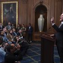 El presidente de la Cámara de Representantes, el republicano Kevin McCarthy, durante un discurso a sus simpatizantes sobre los esfuerzos para aprobar iniciativas de asignaciones y evitar un inminente cierre de gobierno, el viernes 29 de septiembre de 2023, en Washington. (AP Foto/J. Scott Applewhite)