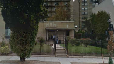 consulado de cuba en washington queda con un funcionario