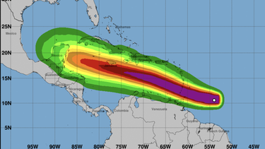 cuba en alerta: beryl se convierte en un peligroso huracan de categoria 3