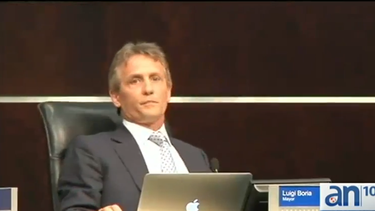 americateve | El tema tiene que ver con 2 millones y medio de dólares de los contribuyentes que la ciudad aportarán al concurso de Miss Universo.