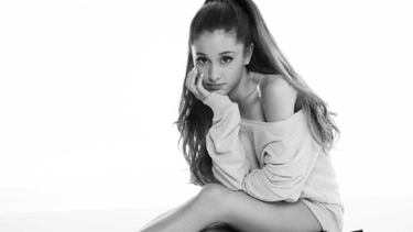 ariana grande se ofrece a pagar los funerales de las victimas del atentado del manchester
