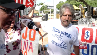 vigilia mambisa  rompen turrones y echan vinos espanoles en un laton en protesta al acercamiento de espana con la dictadura cubana