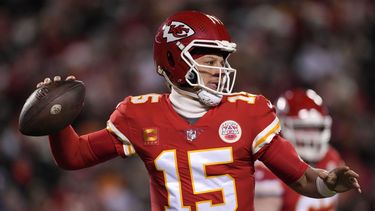 Unos golpeados Chiefs esperan sanar antes del Super Bowl