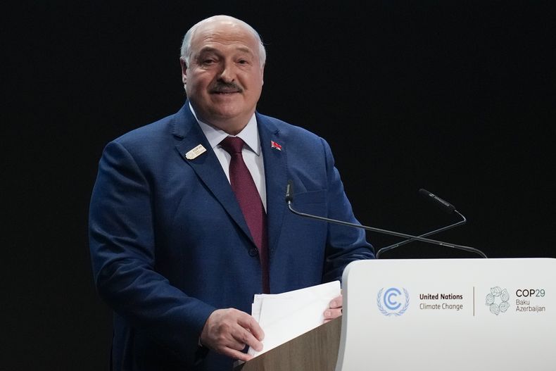 El presidente bielorruso Alexander Lukashenko en la cumbre COP29 en Baku, Azerbaiyán, el 12 de noviembre del 2024. (AP foto/Rafiq Maqbool)