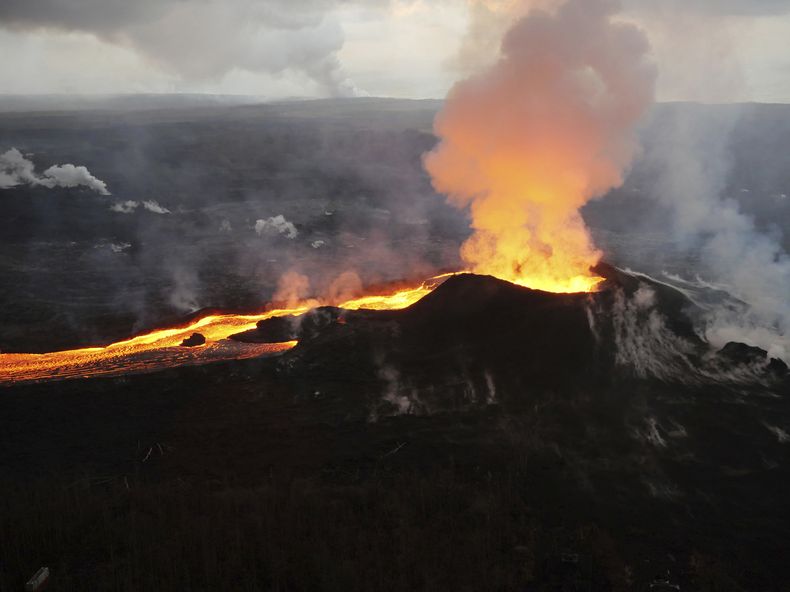 AMN-GEN_VOLCANES_AMENAZA-0.jpg