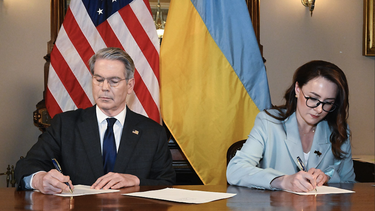 eeuu y ucrania sellan acuerdo sobre minerales estrategicos en medio de tensiones geopoliticas y criticas a trump