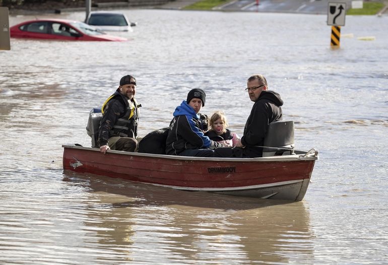 Canadá: Deslaves por fuertes lluvias dejan al menos 1 muerto