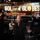 El anfitrión Jo Koy habla con reporteros en un encuentro con la prensa previo a los Globos de Oro en el hotel Beverly Hilton el jueves 4 de enero de 2024, en Beverly Hills, California. (Foto AP/Ashley Landis)