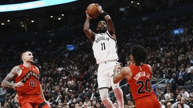 Nets se aprovecha y supera a unos diezmados Raptors