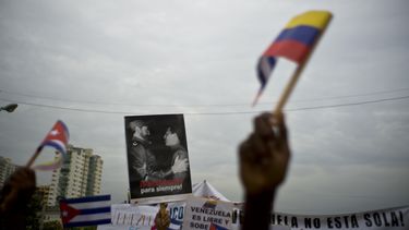 AP EXPLICA: ¿Qué hay detrás de las sanciones a Venezuela?